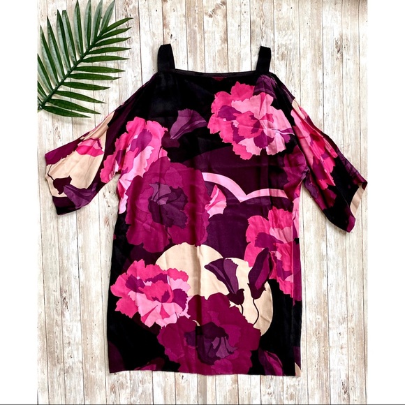 Trina Turk cold shoulder floral dress- NWT - Picture 4 of 8